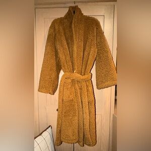 Pottery Barn Teddy Bear Robe